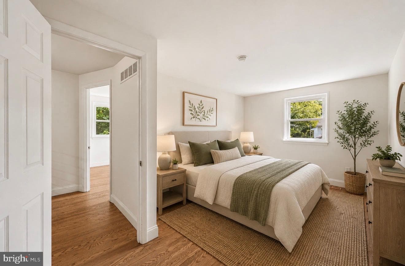 605 W Market Street #35 photo 11