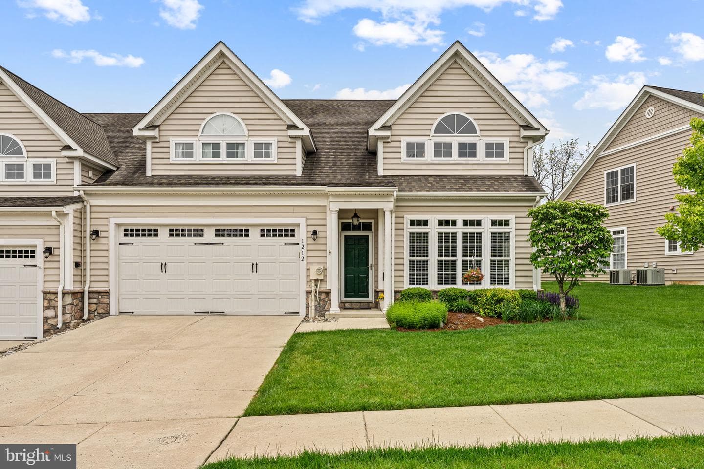1212 Calista Lane photo 4