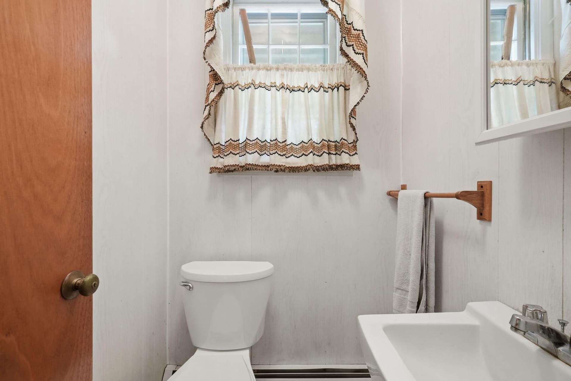222 Coldstream Road photo 38