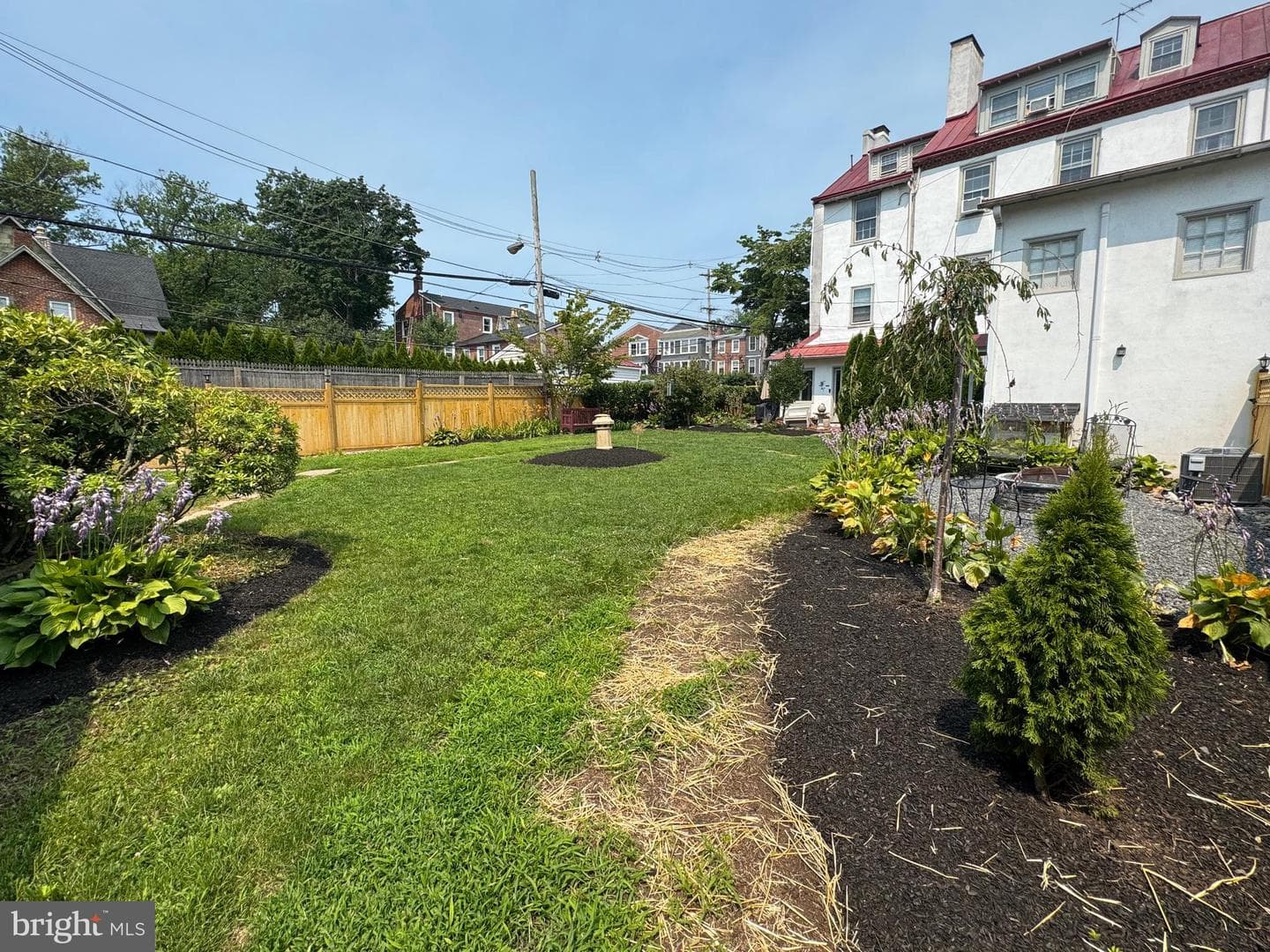 26 W Union Street photo 67