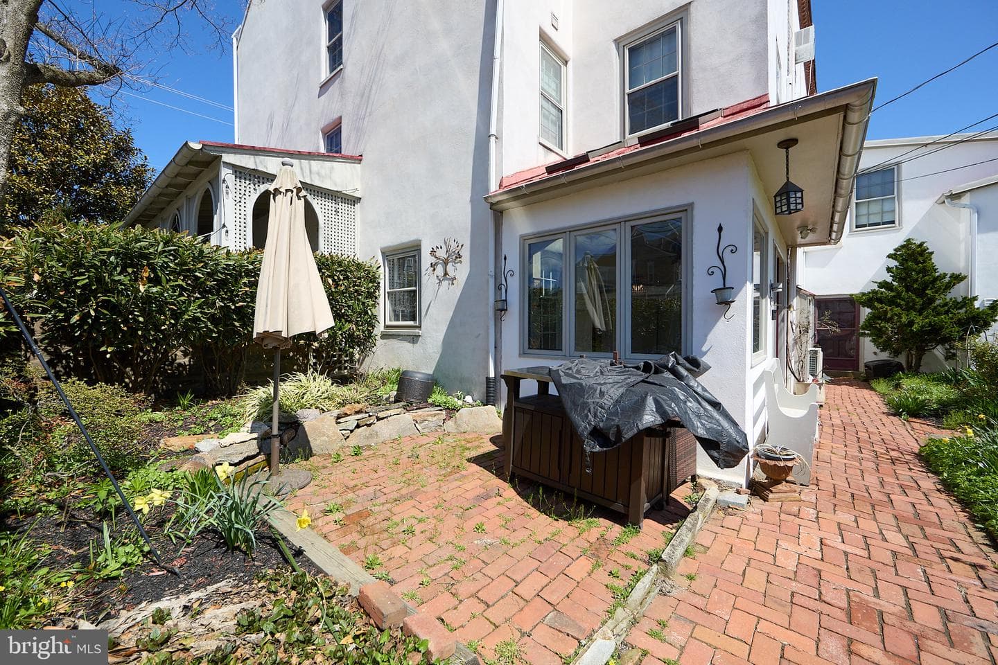 26 W Union Street photo 70