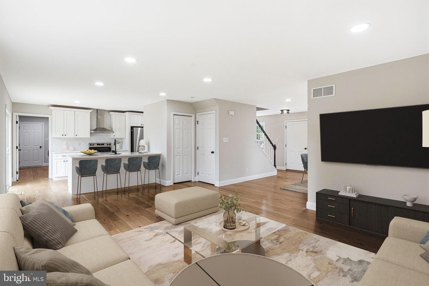 121 Cooper Lane photo 10
