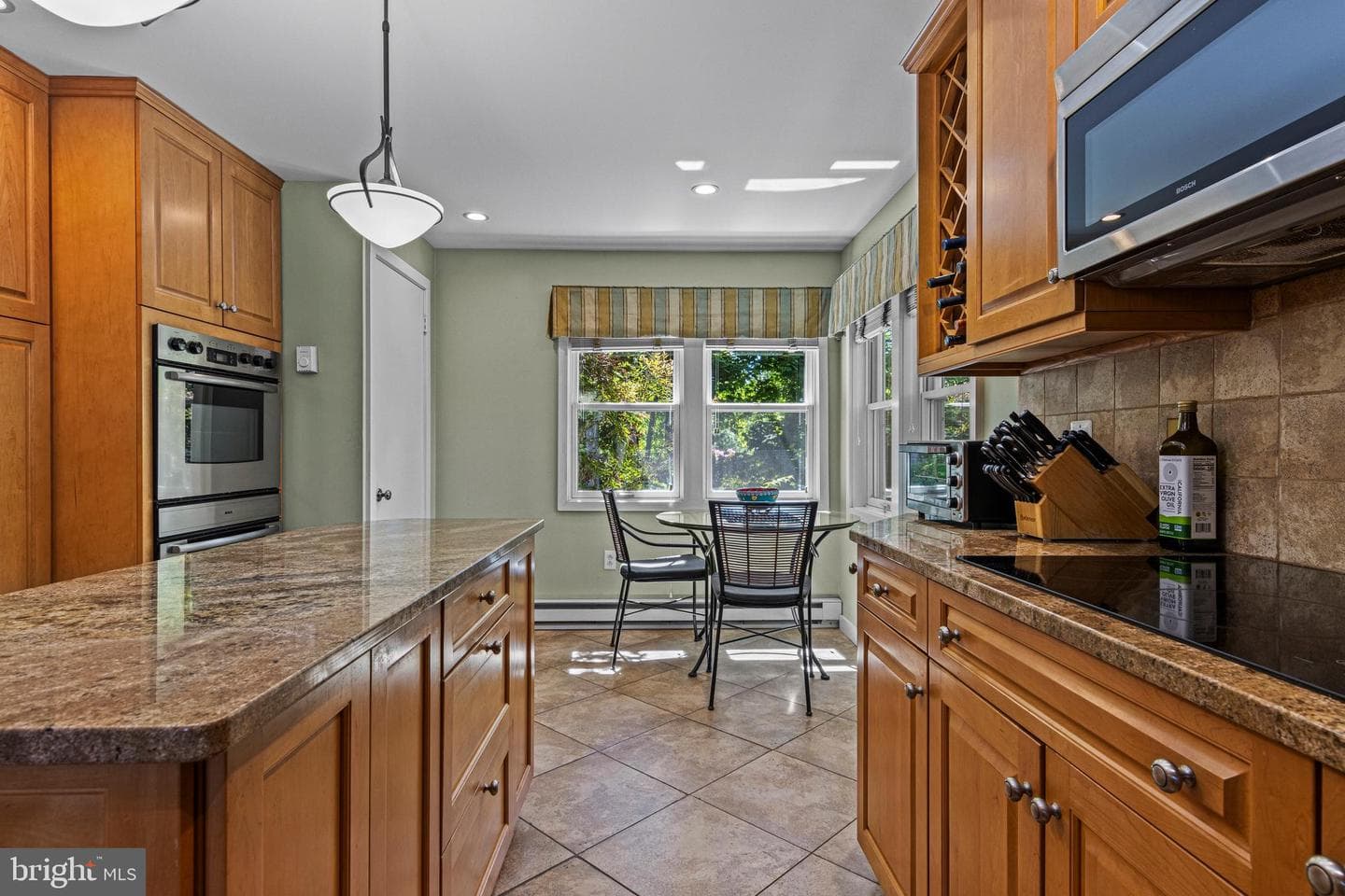 231 W Valley Road photo 33