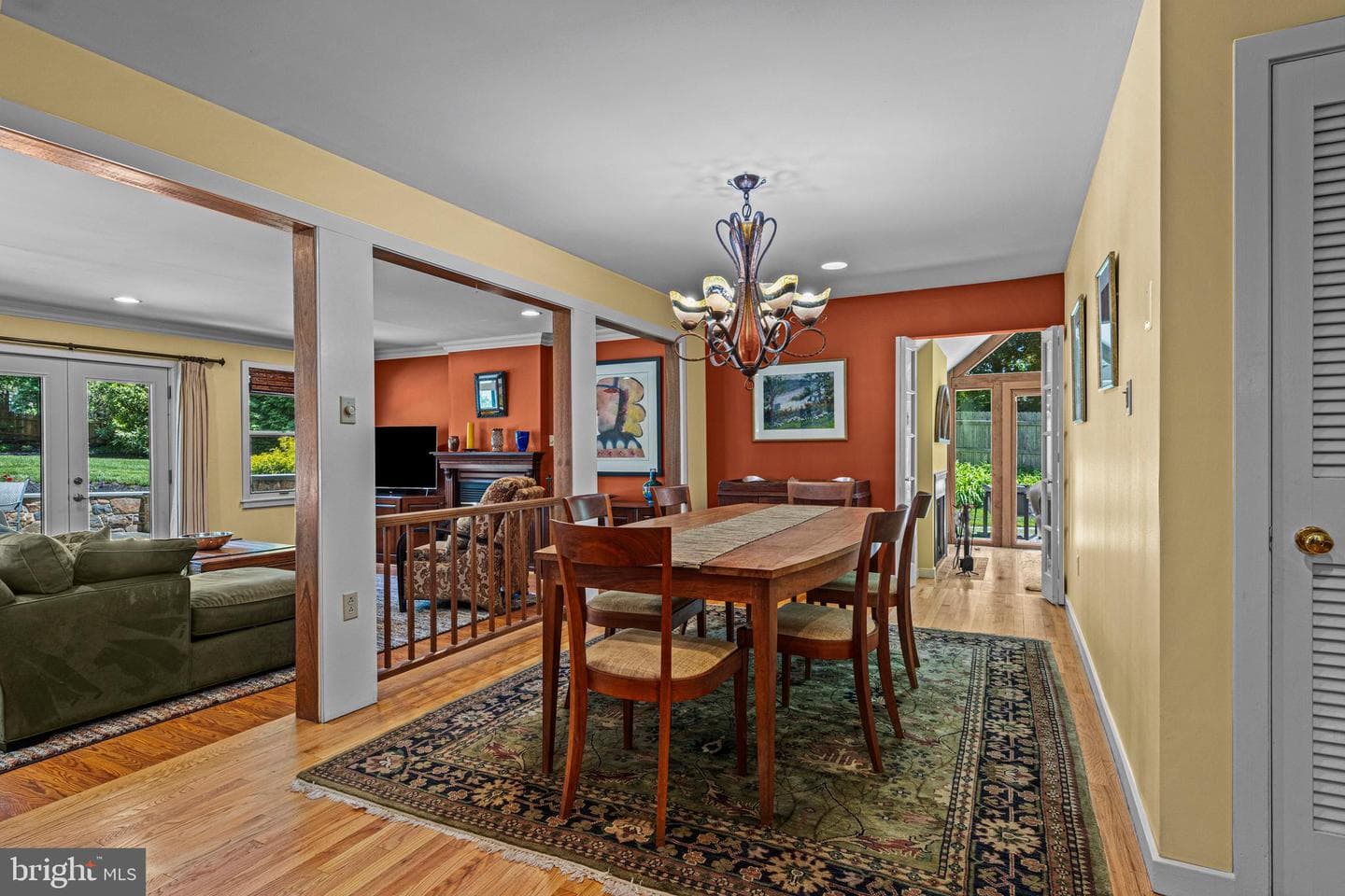231 W Valley Road photo 9