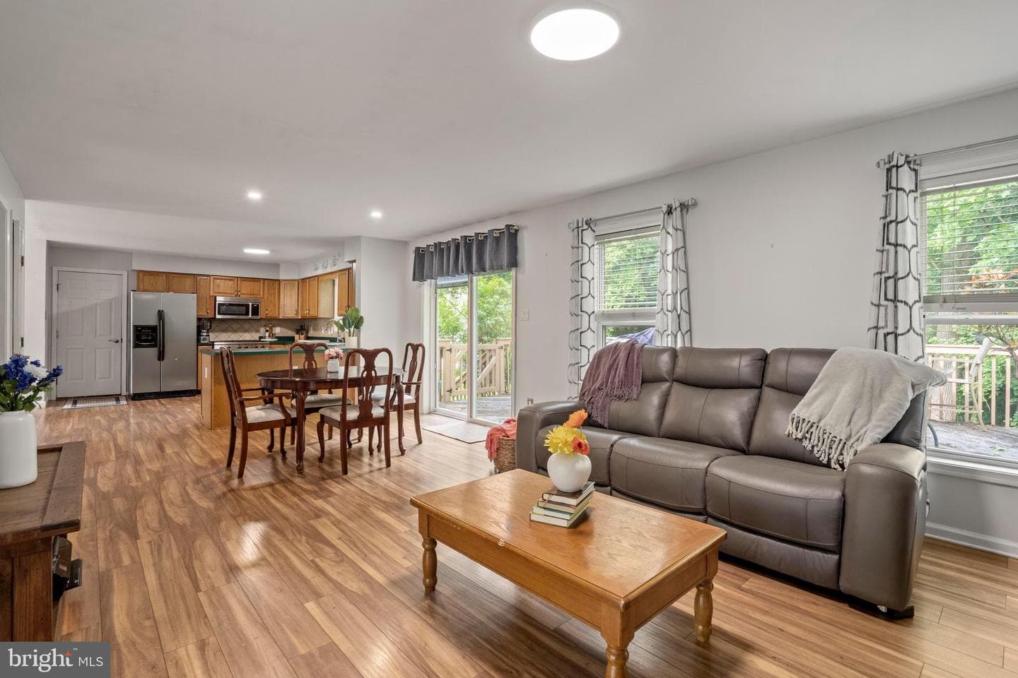 304 Welcome Avenue photo 7