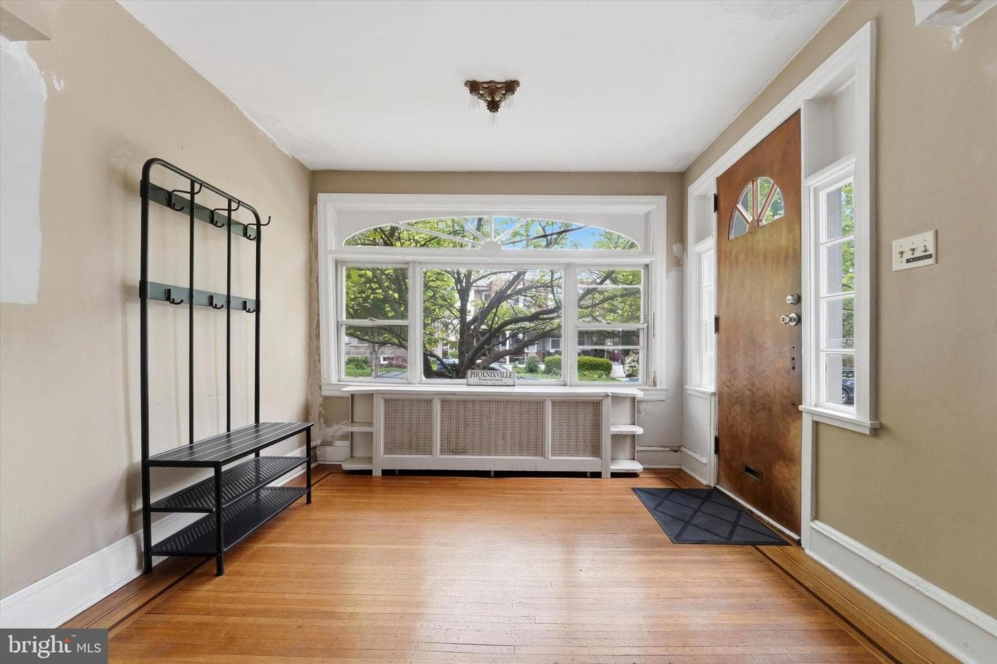 230 1st Avenue photo 3
