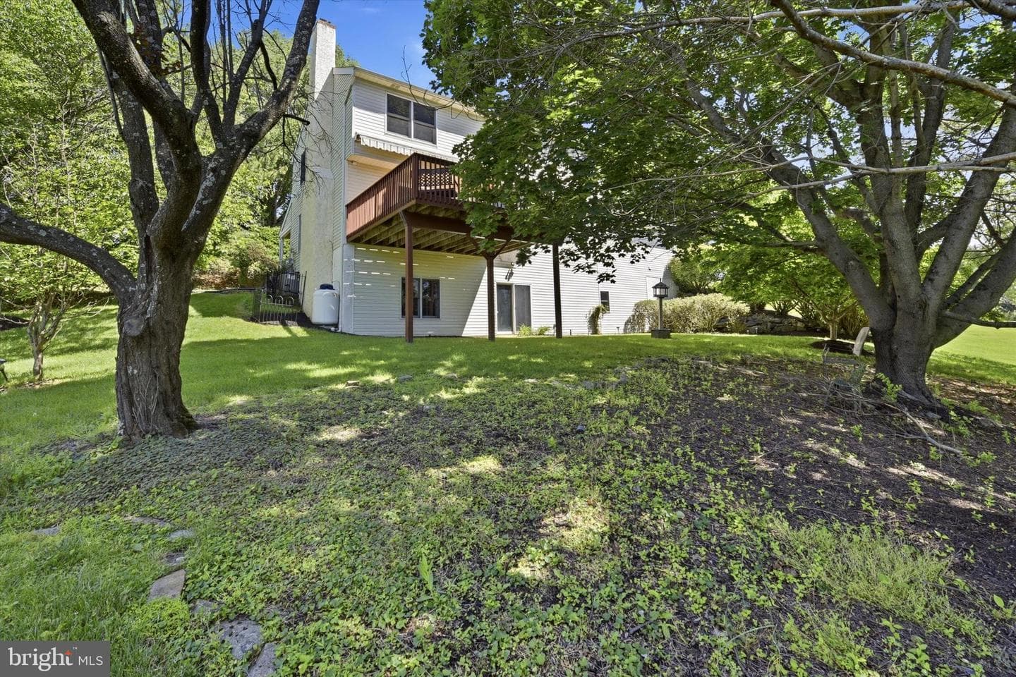 100 Noble Drive photo 32