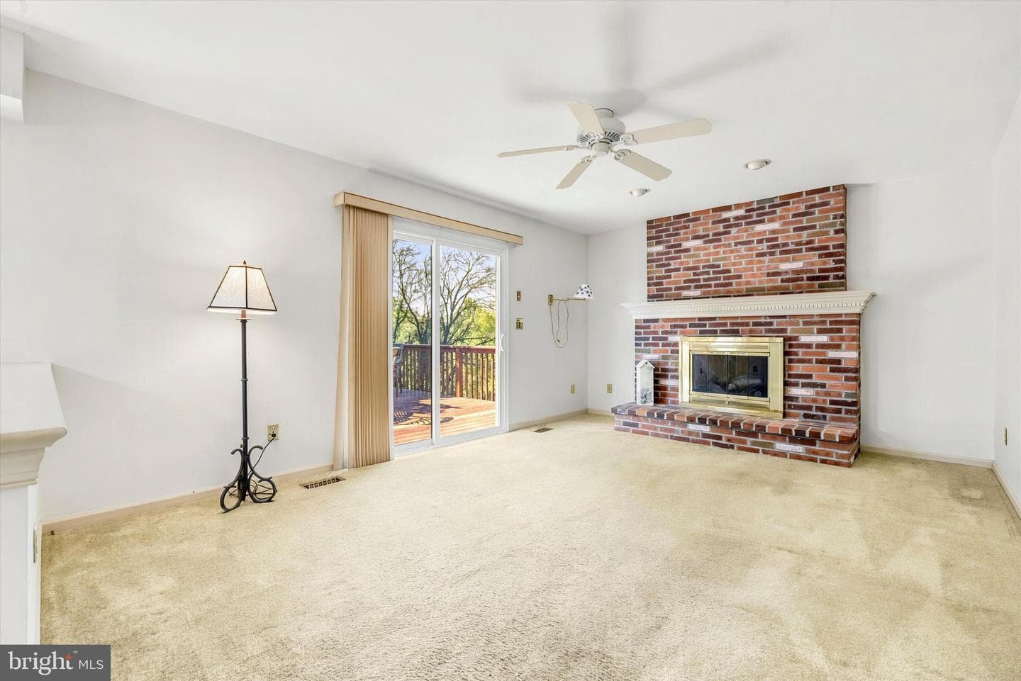 100 Noble Drive photo 9