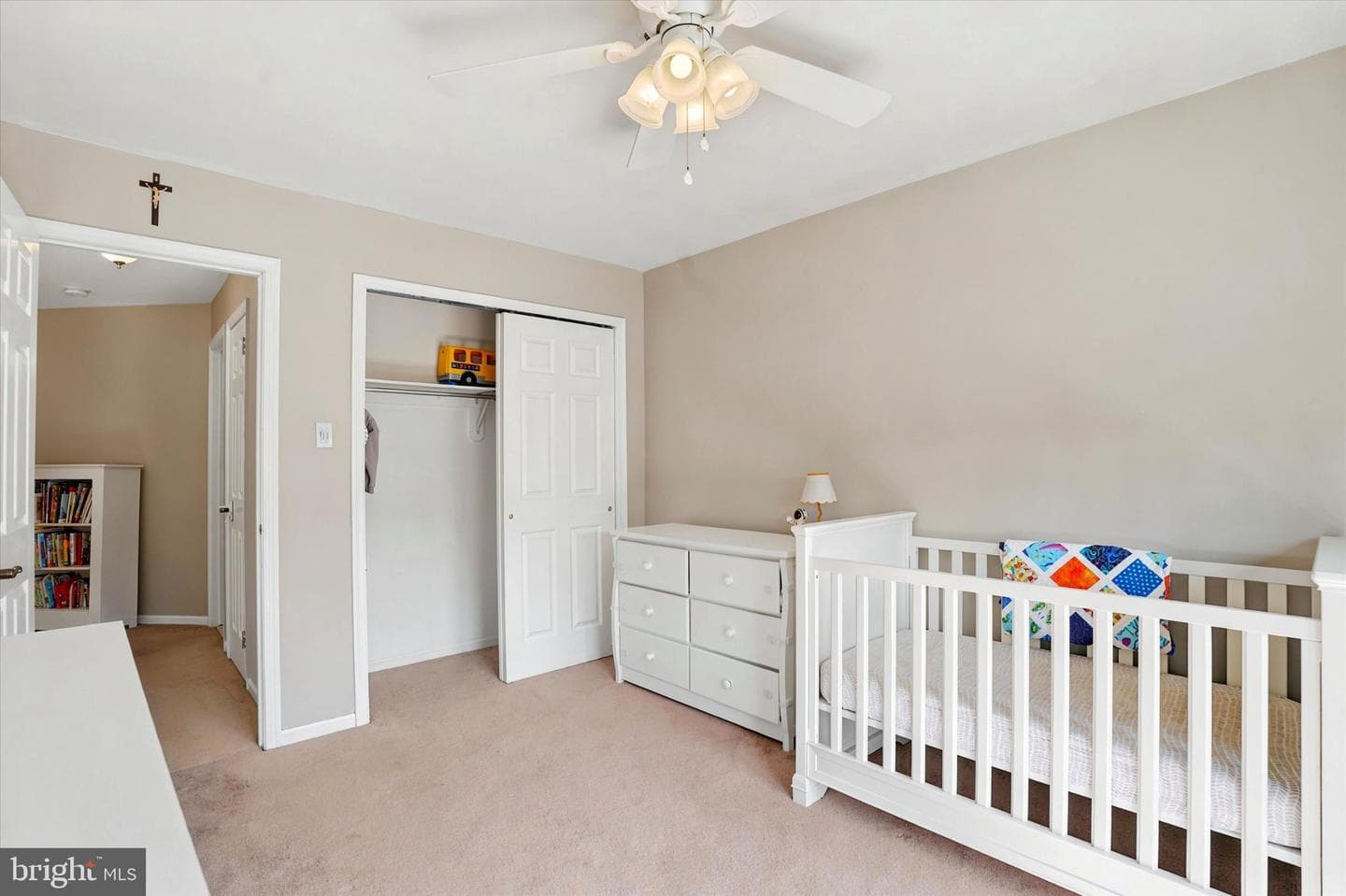 1604 E General Howe Drive photo 15