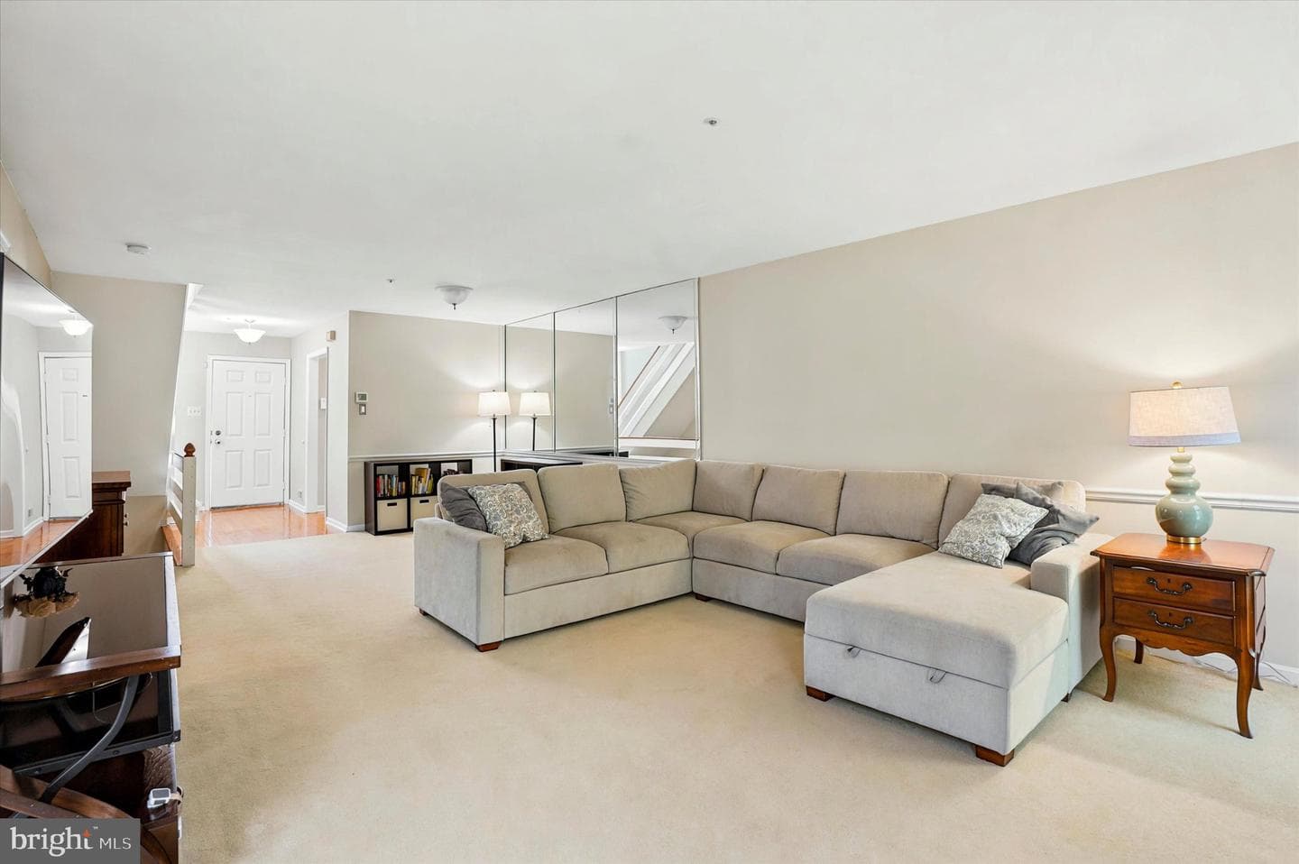 1604 E General Howe Drive photo 2