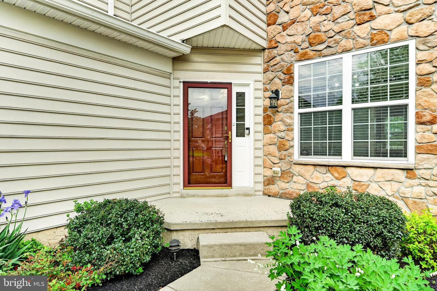 2847 Tansey Lane photo 4