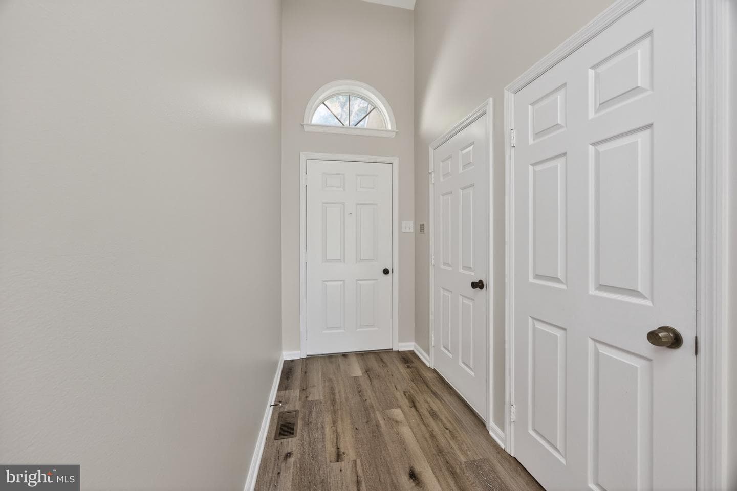 103 Fairfield Court photo 2