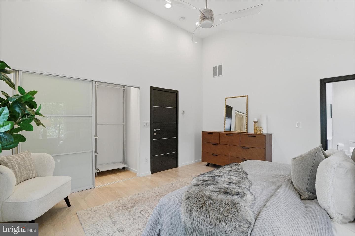 695 Knox Road photo 16