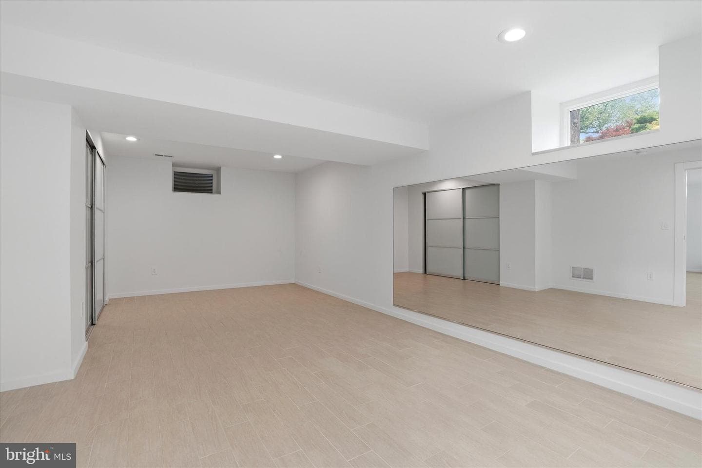 695 Knox Road photo 22