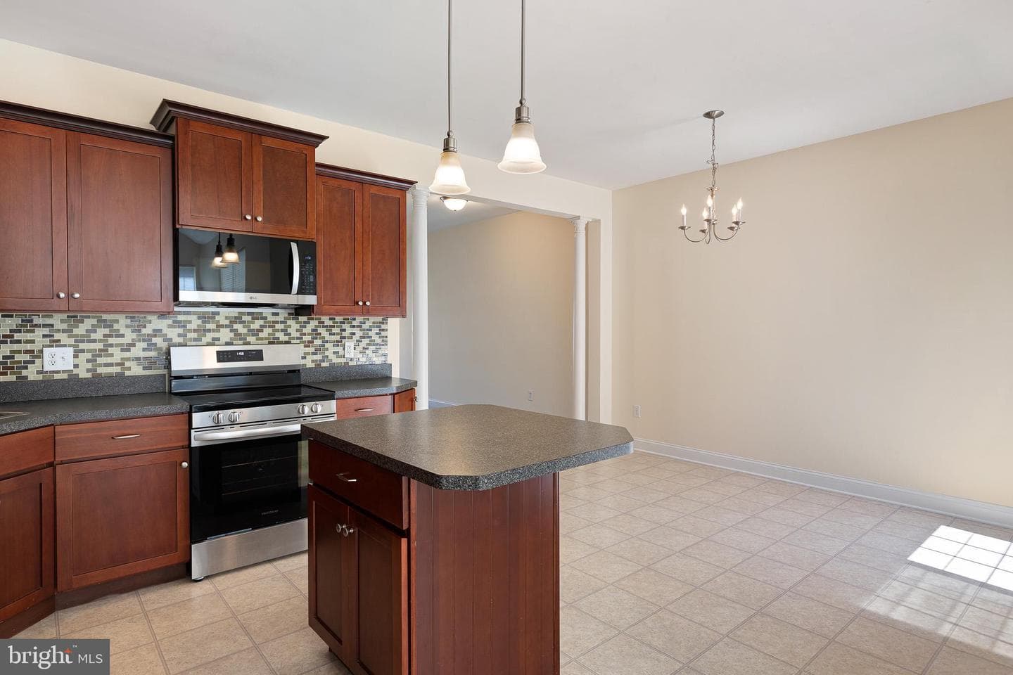 60 Lukens Mill Drive photo 7