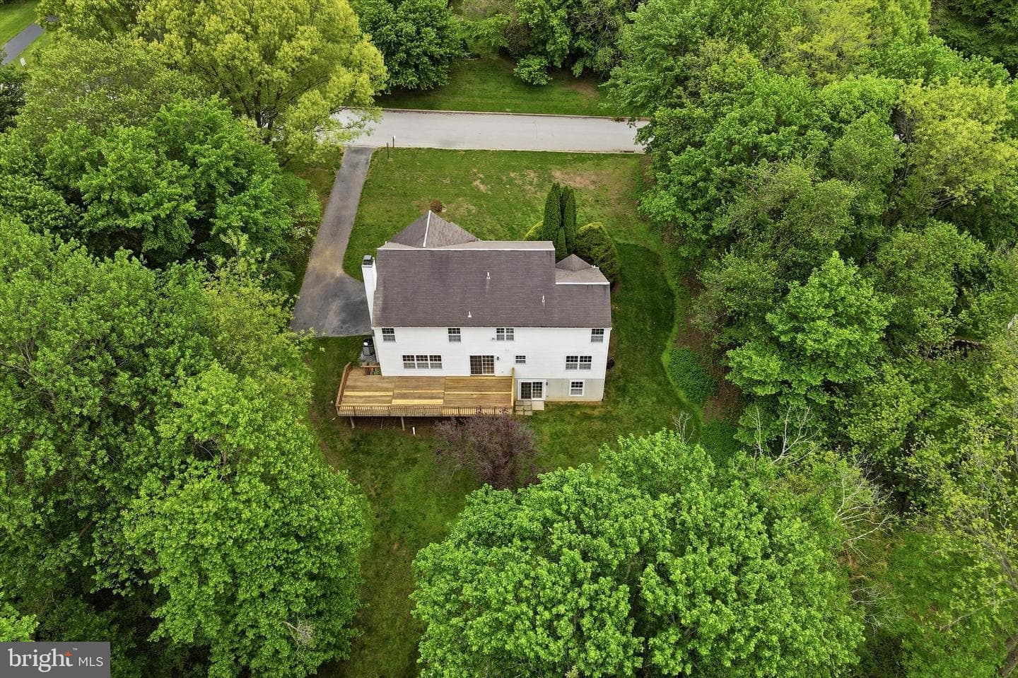 403 Millwood Lane photo 42