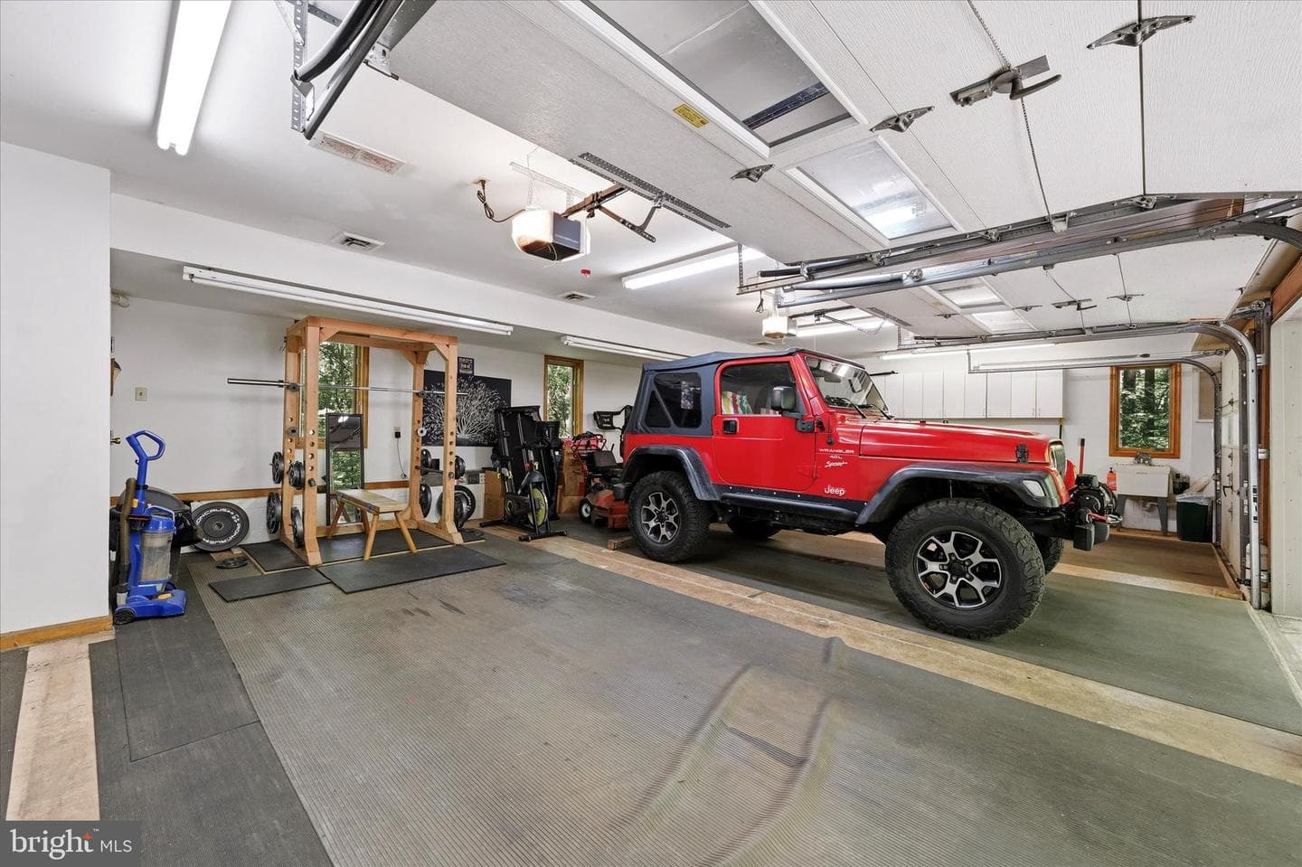 5 Chaddwyck Lane photo 35