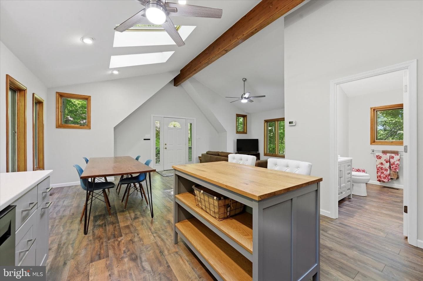 5 Chaddwyck Lane photo 40