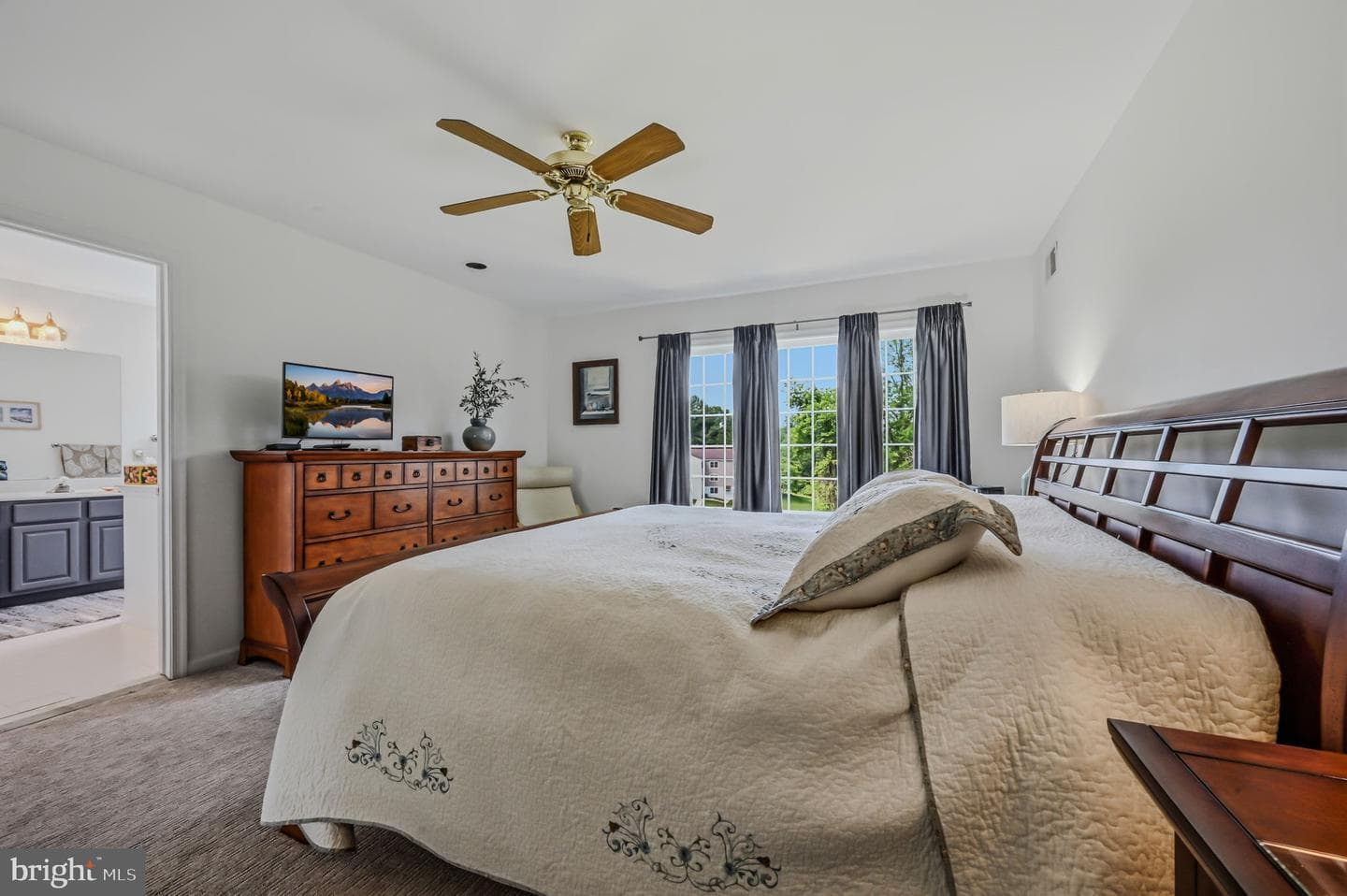 405 W Village Ln photo 14