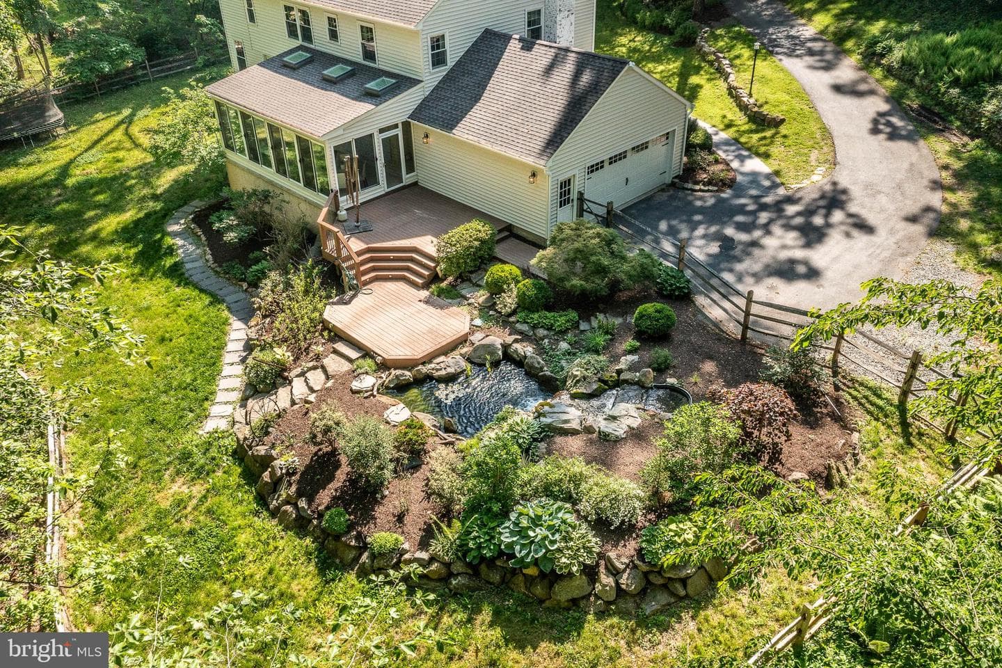 823 Nathan Hale Drive photo 71