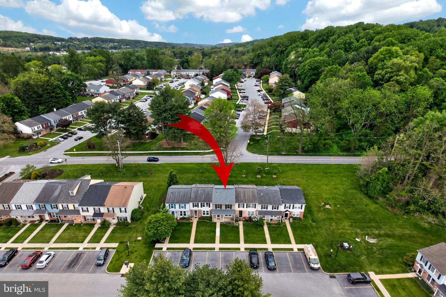 348 Barclay Street photo 25