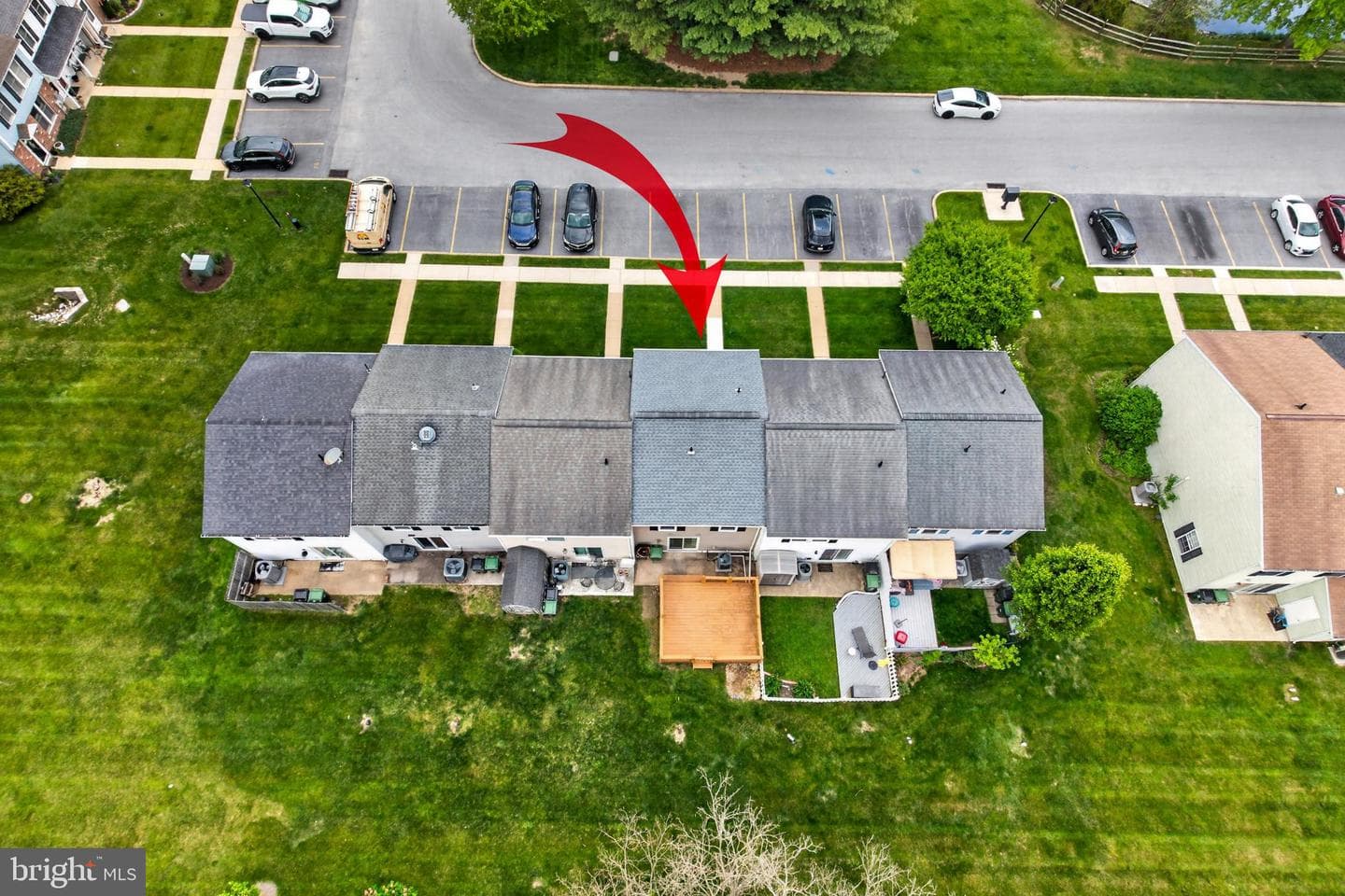 348 Barclay Street photo 26