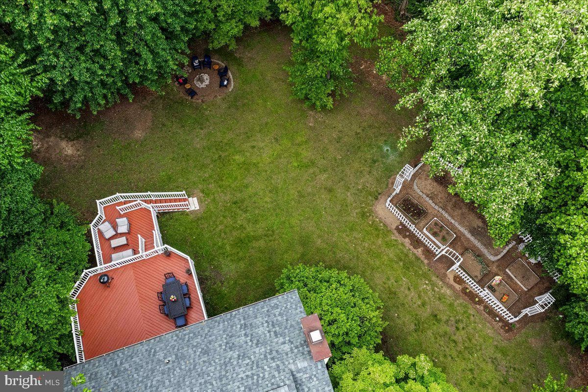 309 Baker Drive photo 40