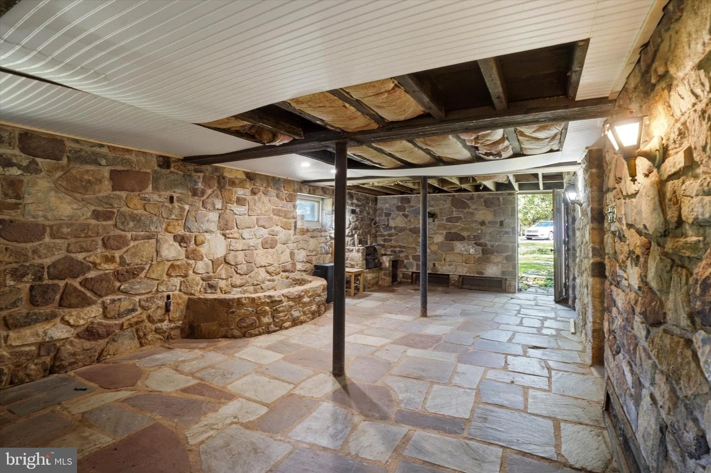 120 Farm Road photo 29