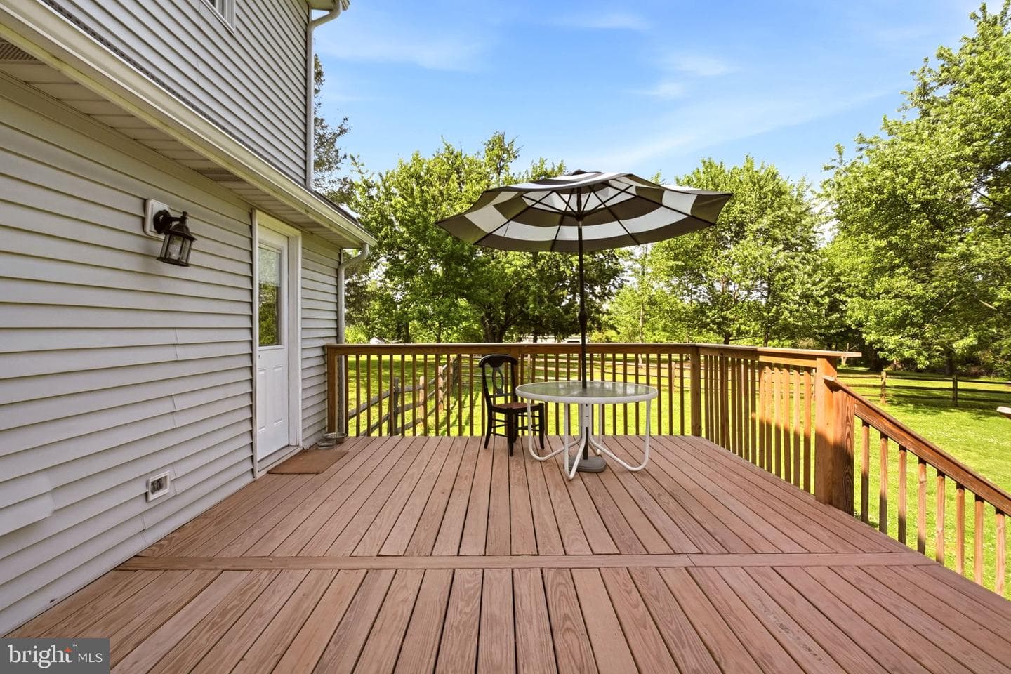 60 Roberts Circle photo 35