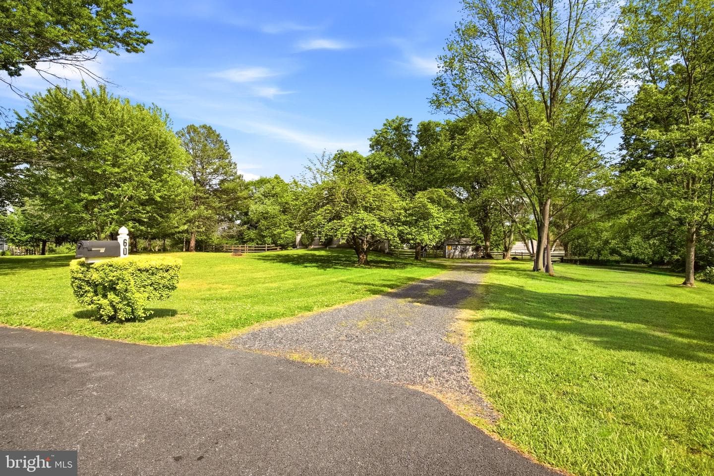 60 Roberts Circle photo 45