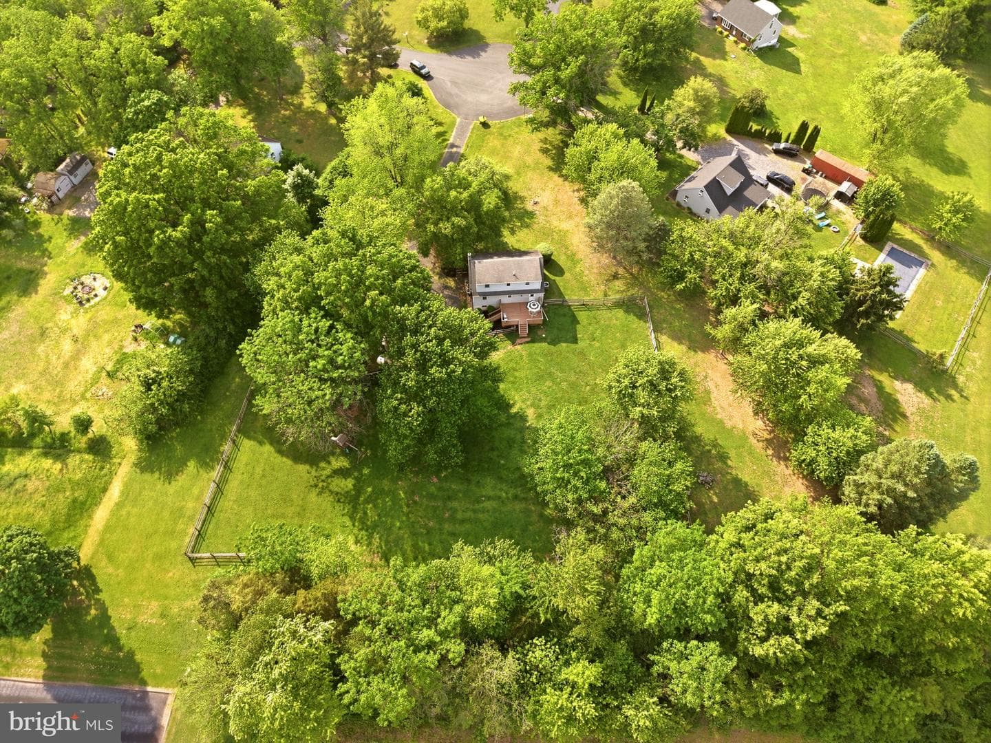 60 Roberts Circle photo 50