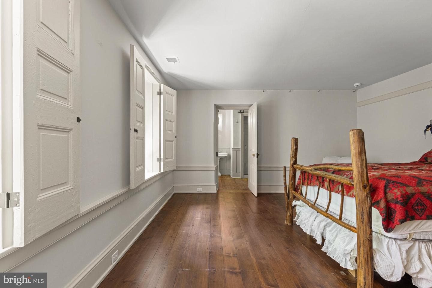 639 Church Road photo 43