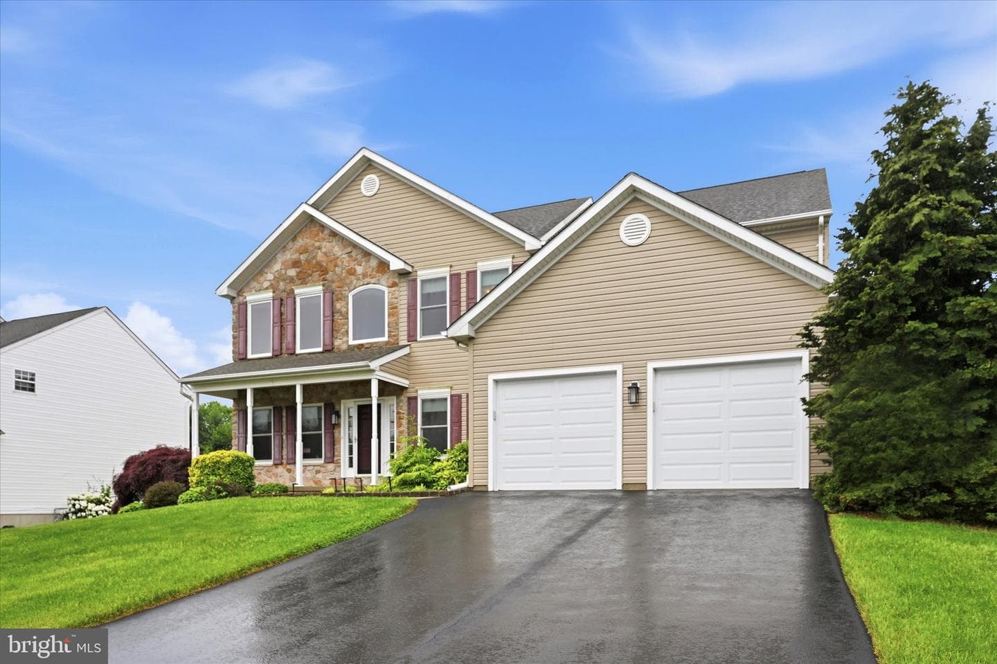131 Schoolview Lane photo 2