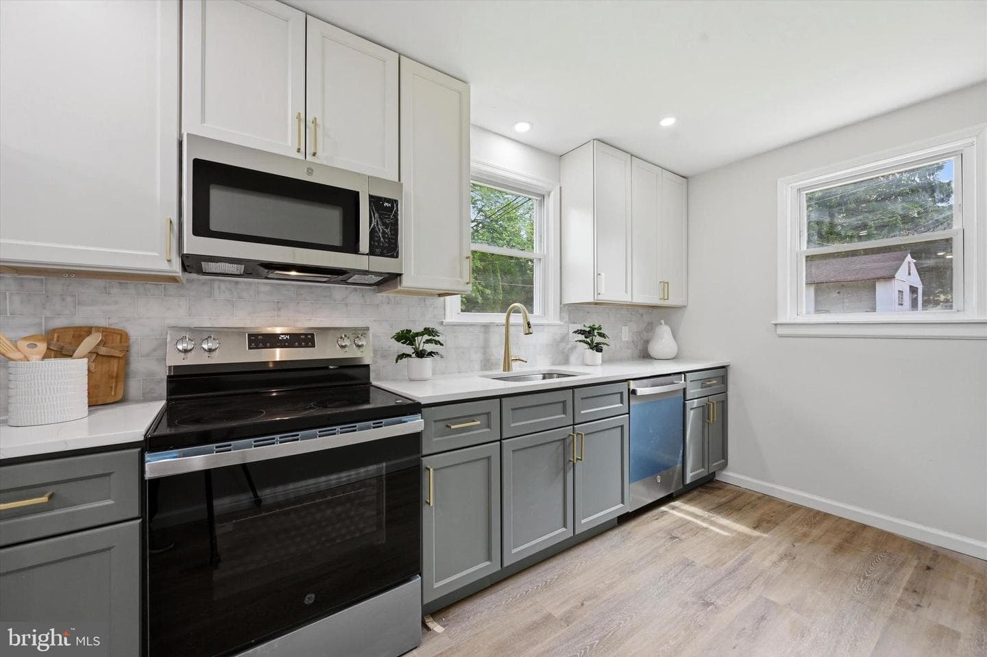 155 Glencrest Road photo 12