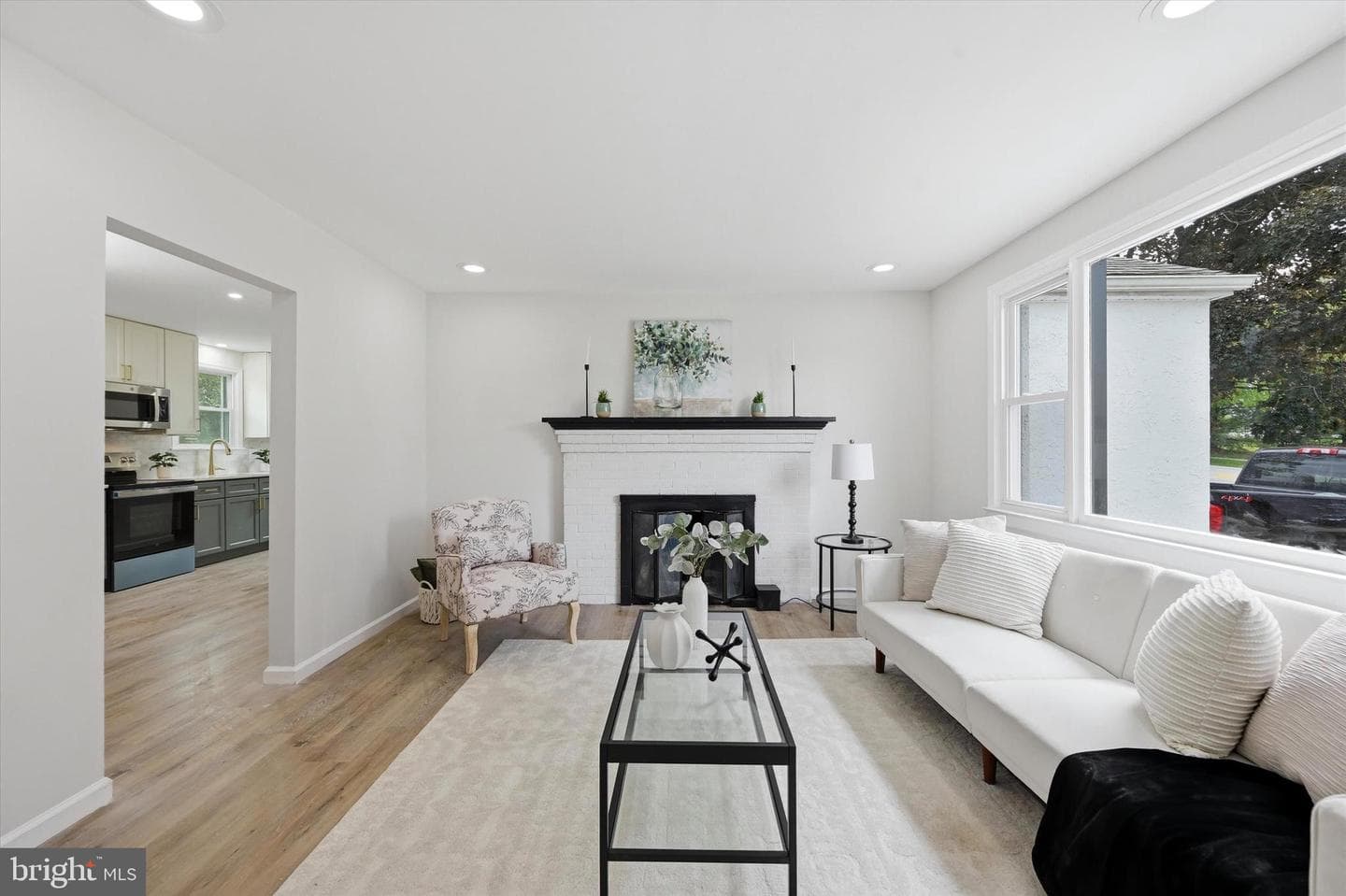 155 Glencrest Road photo 14
