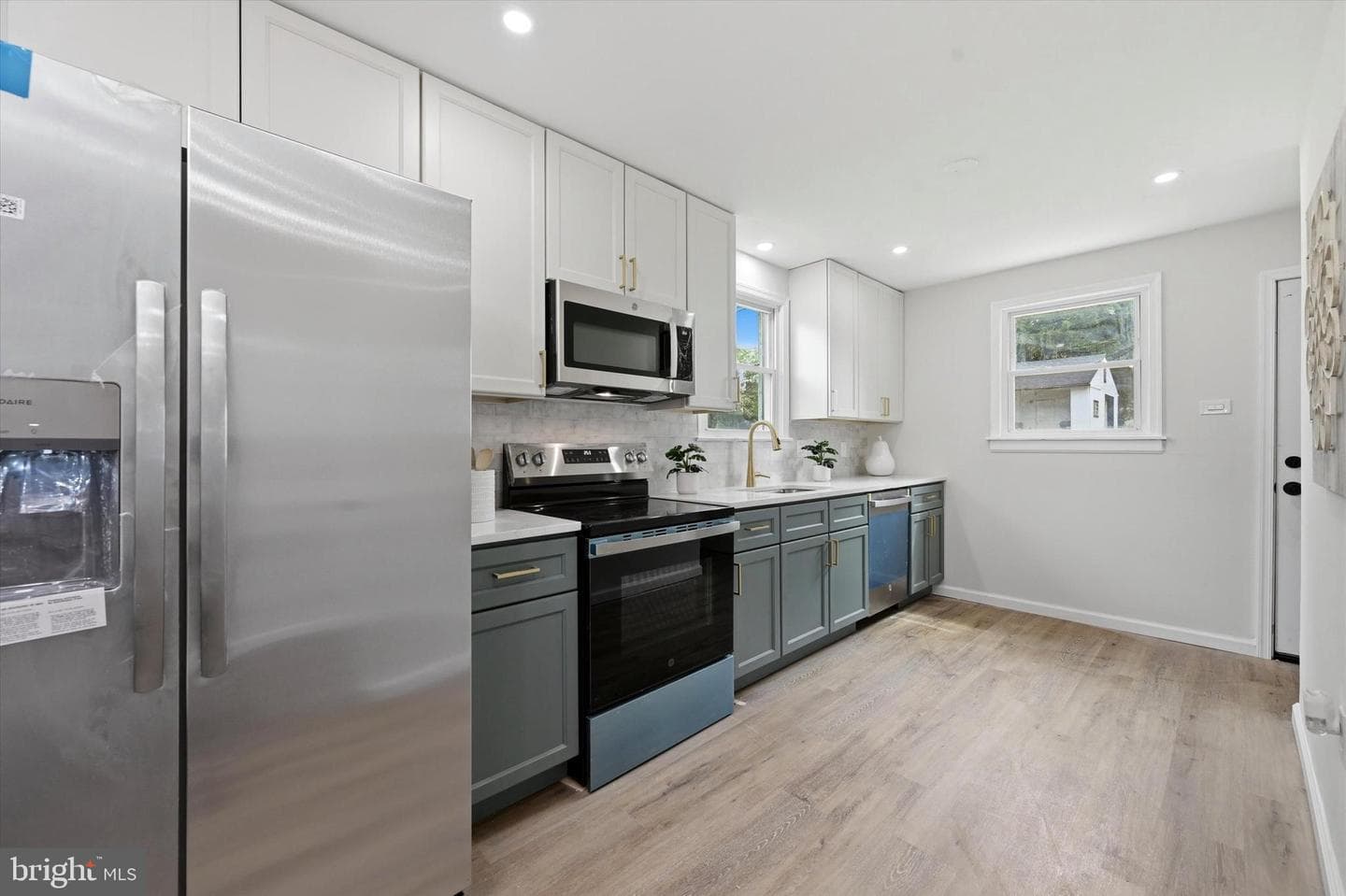 155 Glencrest Road photo 9