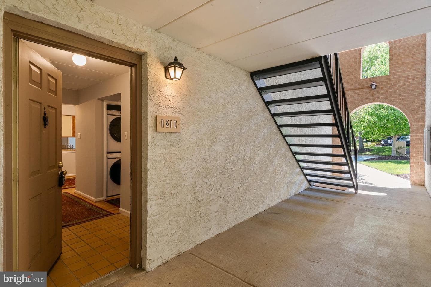 1210 Eagles Ridge Drive photo 3