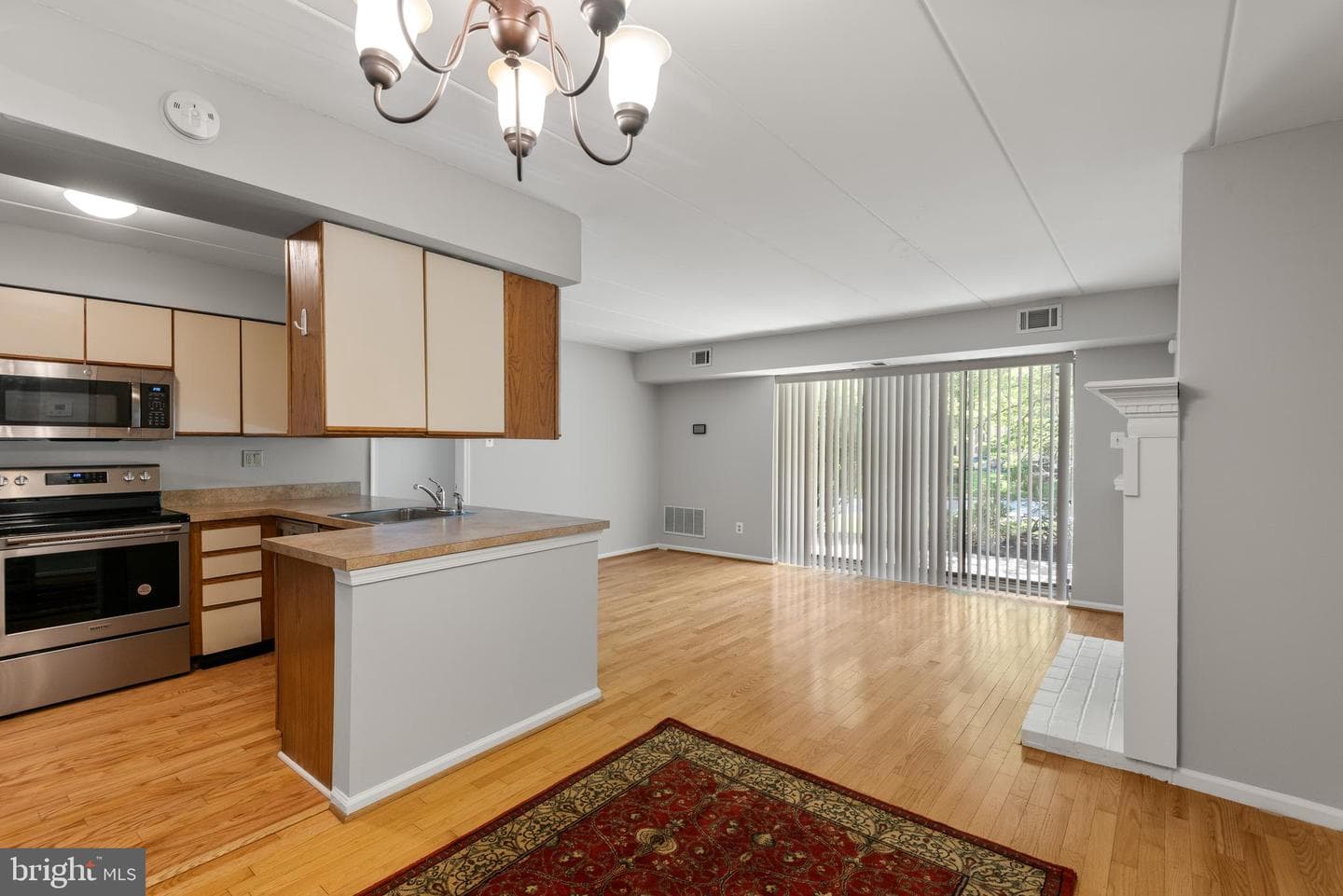 1210 Eagles Ridge Drive photo 5