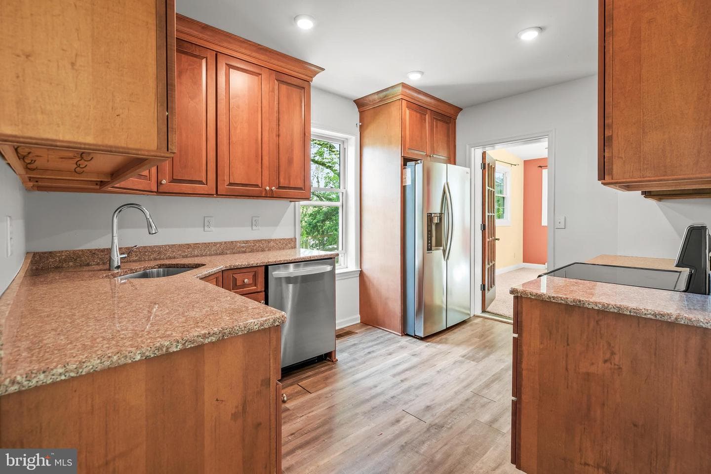 61 Bradley Avenue photo 12