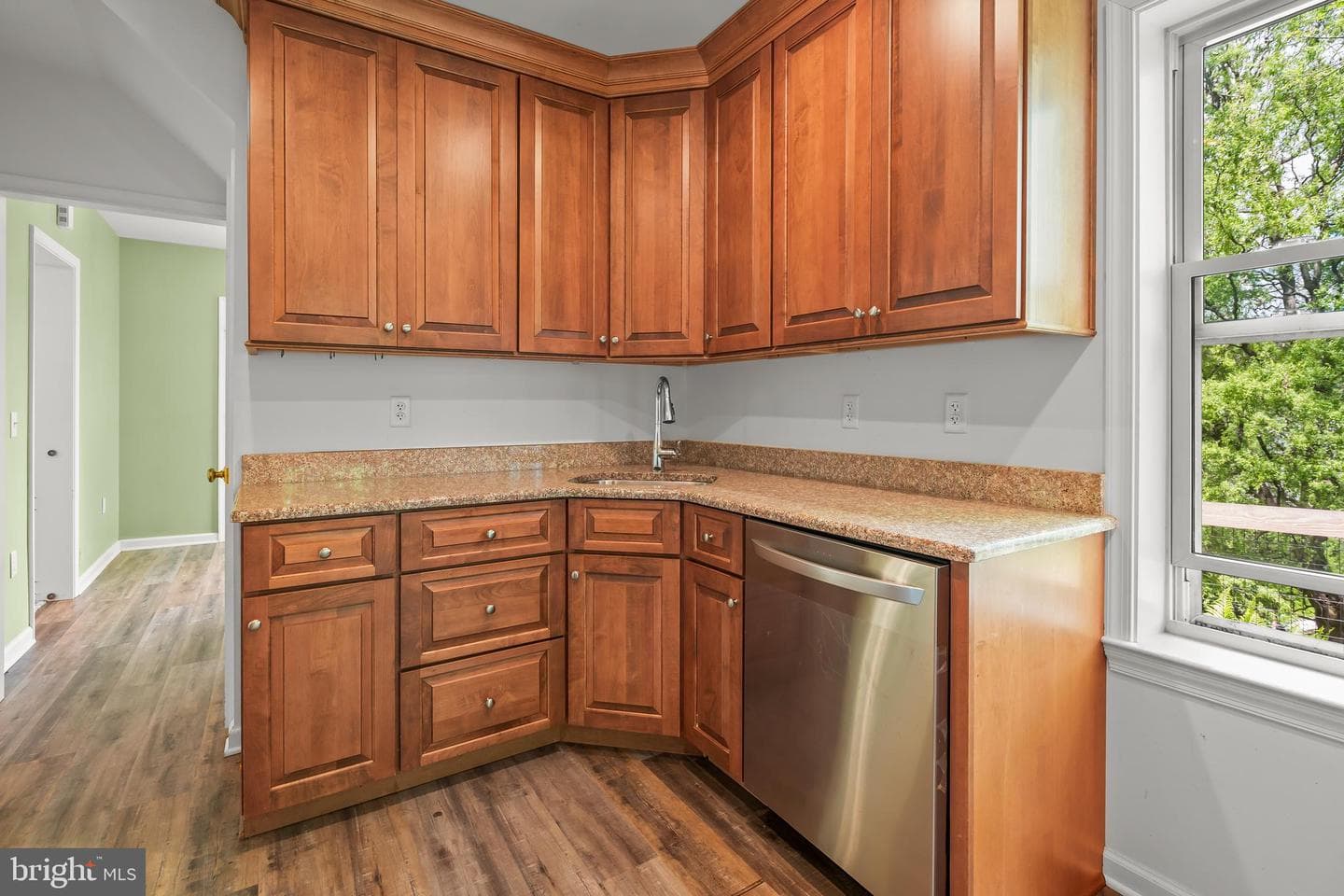 61 Bradley Avenue photo 14
