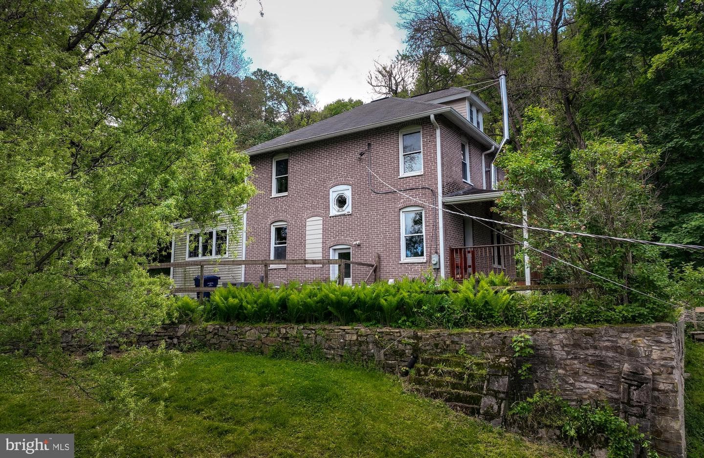 61 Bradley Avenue photo 29