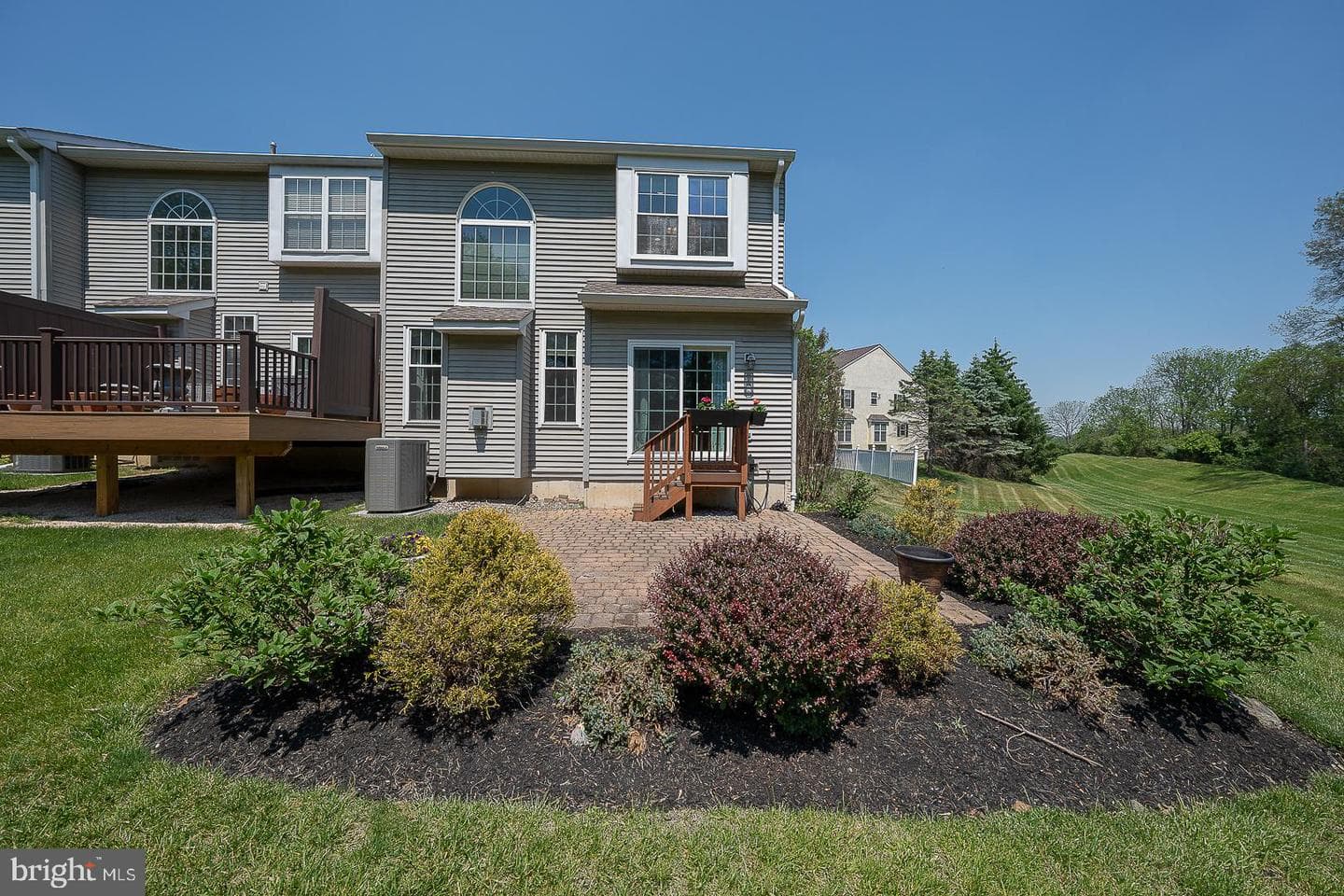 3301 Maplevale Circle photo 40