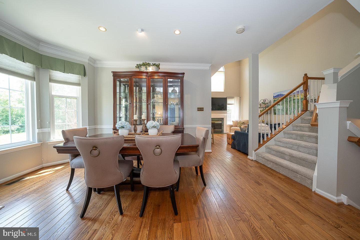 3301 Maplevale Circle photo 6