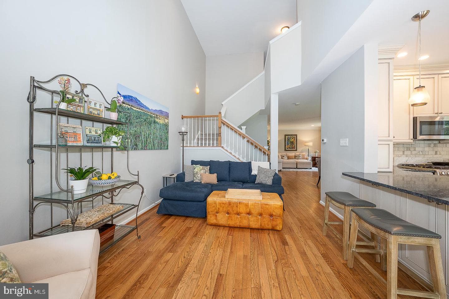 3301 Maplevale Circle photo 9