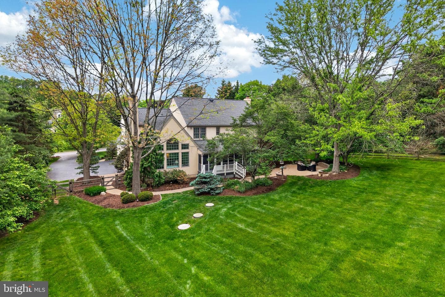 1198 Avonlea Circle photo 9