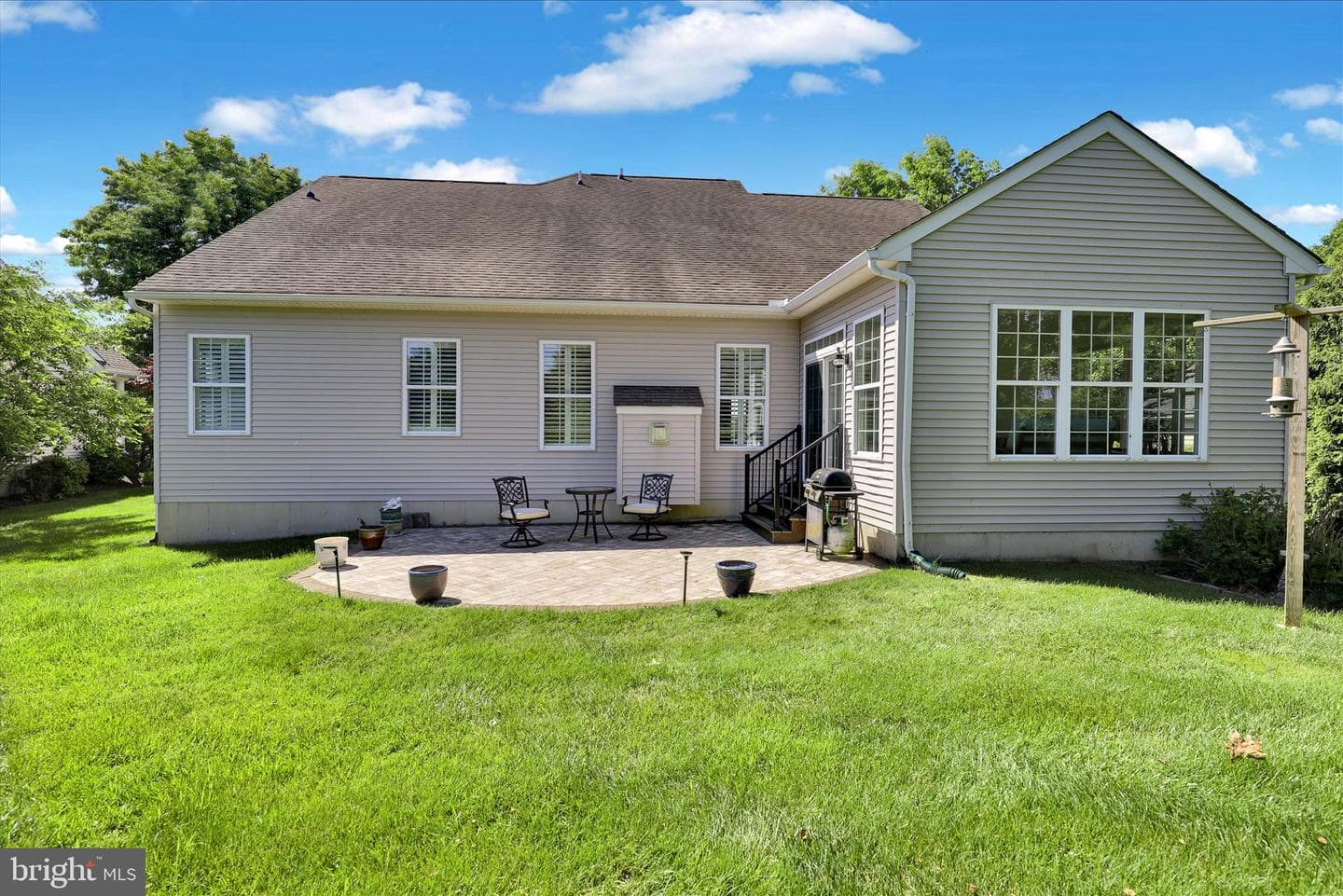 645 Martin Dr photo 39