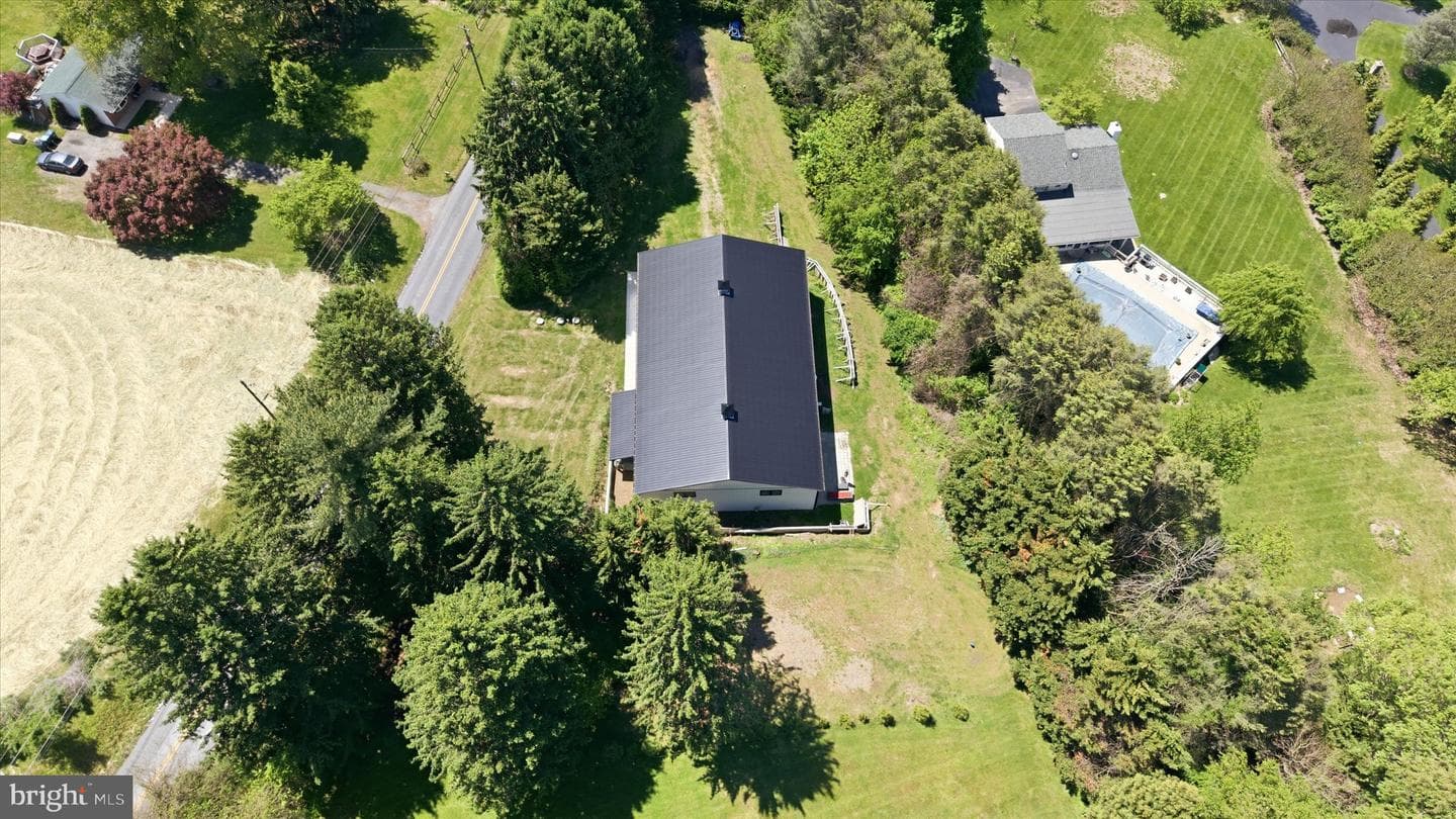 238 Buttonwood Road photo 47