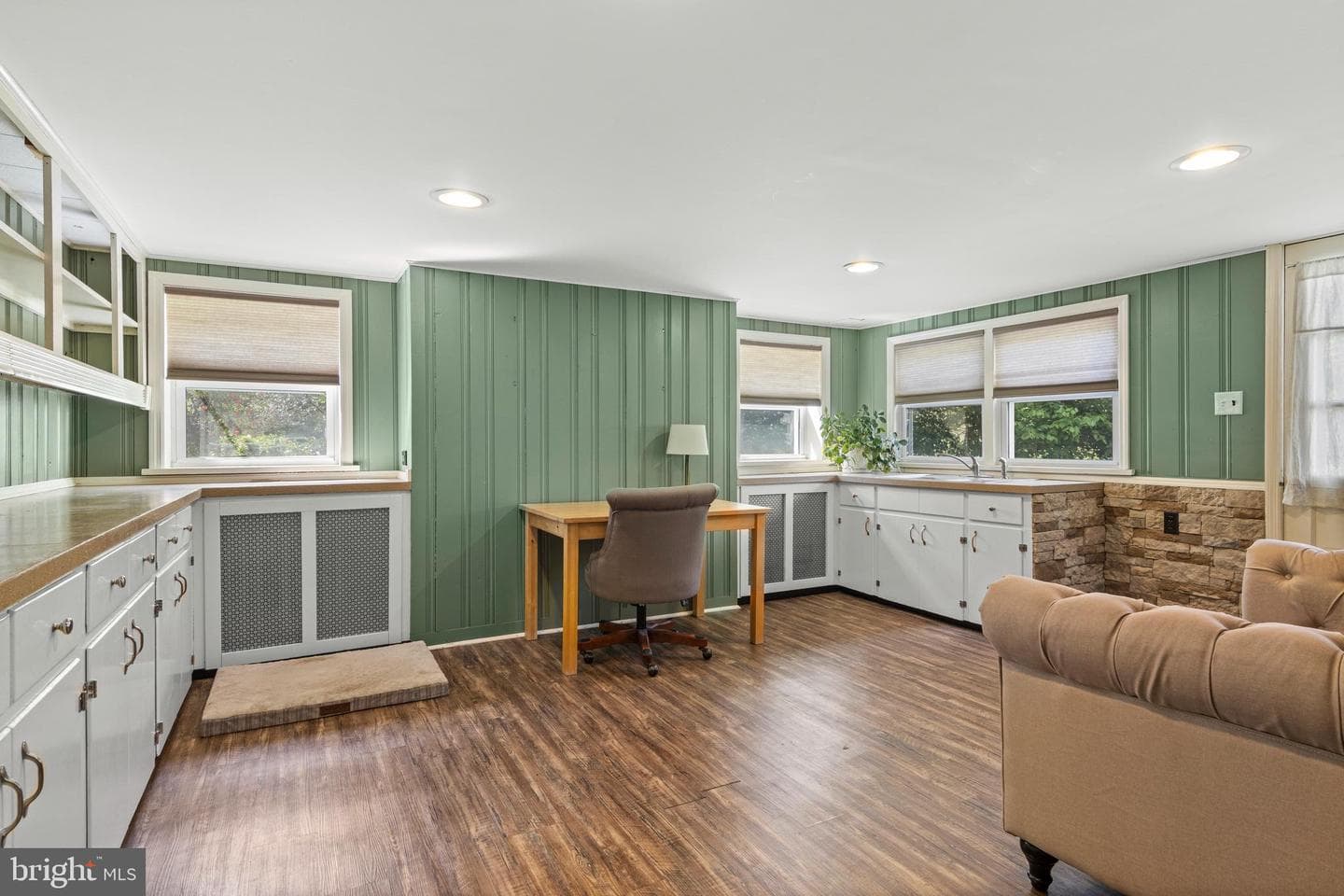 822 Creek Road photo 40