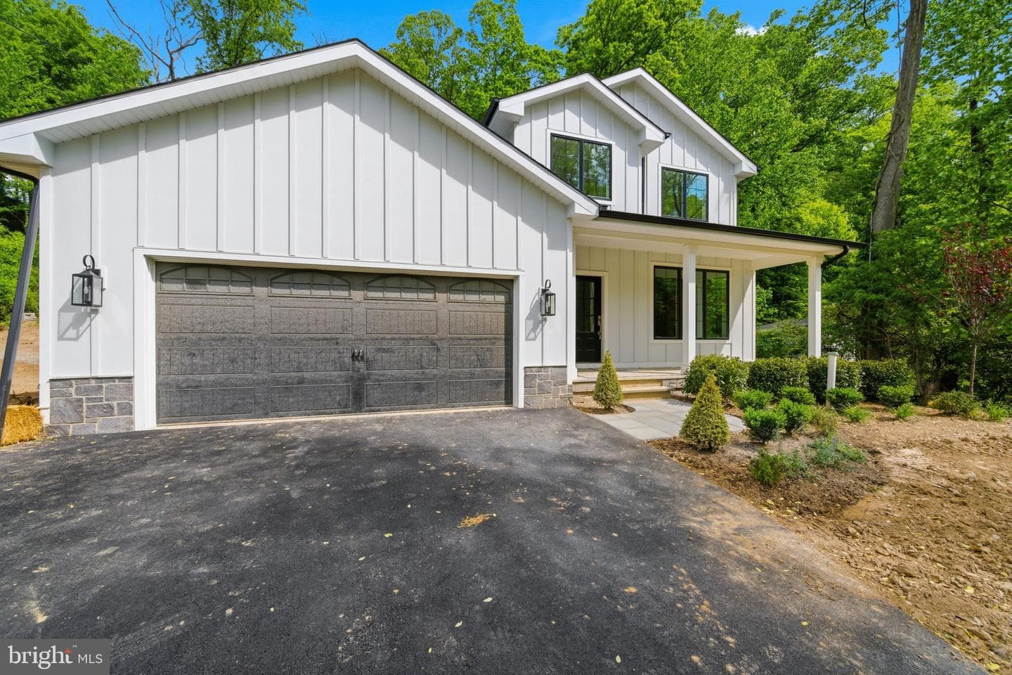 77 Spring Road photo 10