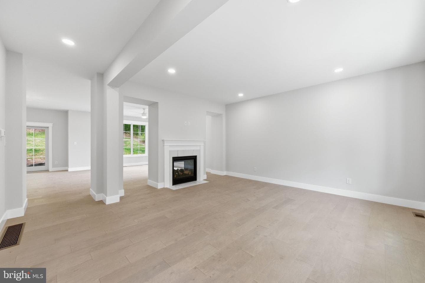 77 Spring Road photo 15